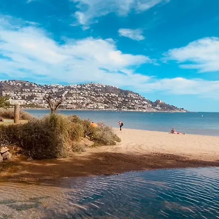 La Baie De Rose Roses