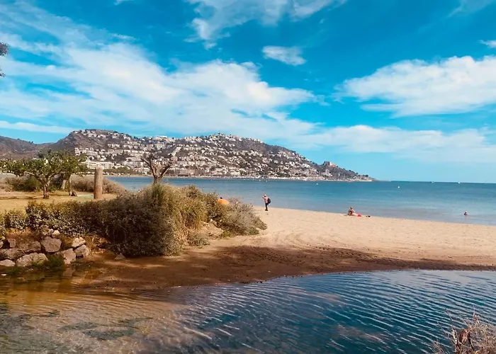 La Baie De Rose Roses